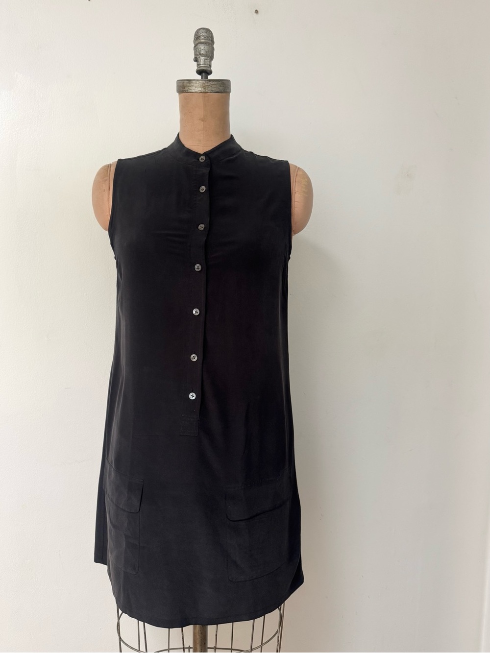 EQUIPMENT silk sleeveless shirt dress size S